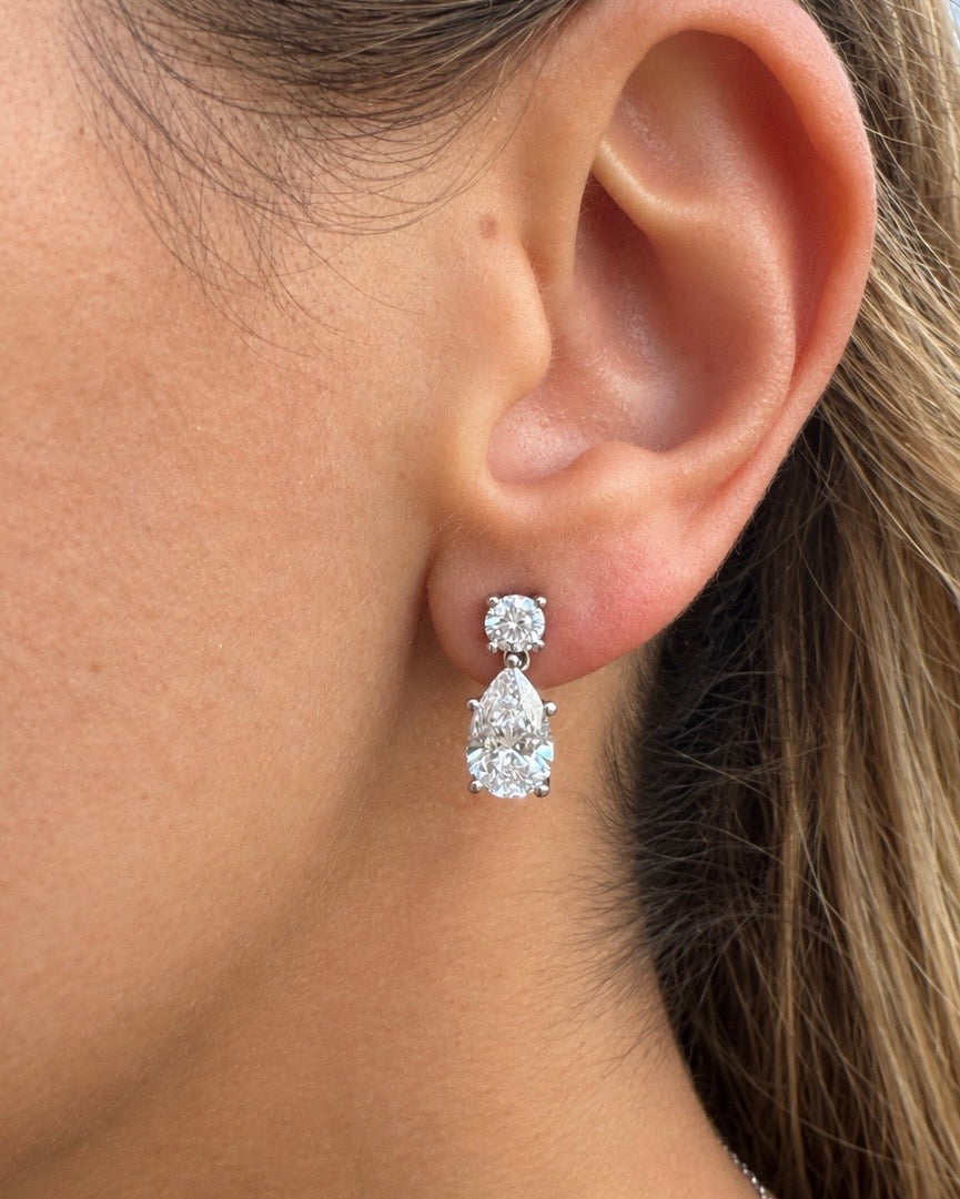 Pear shape drop earrings