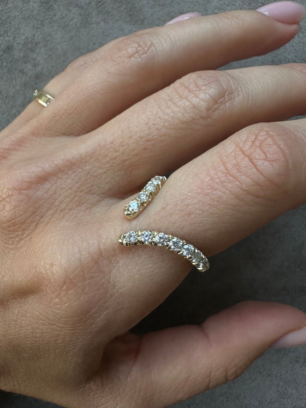 V Ring