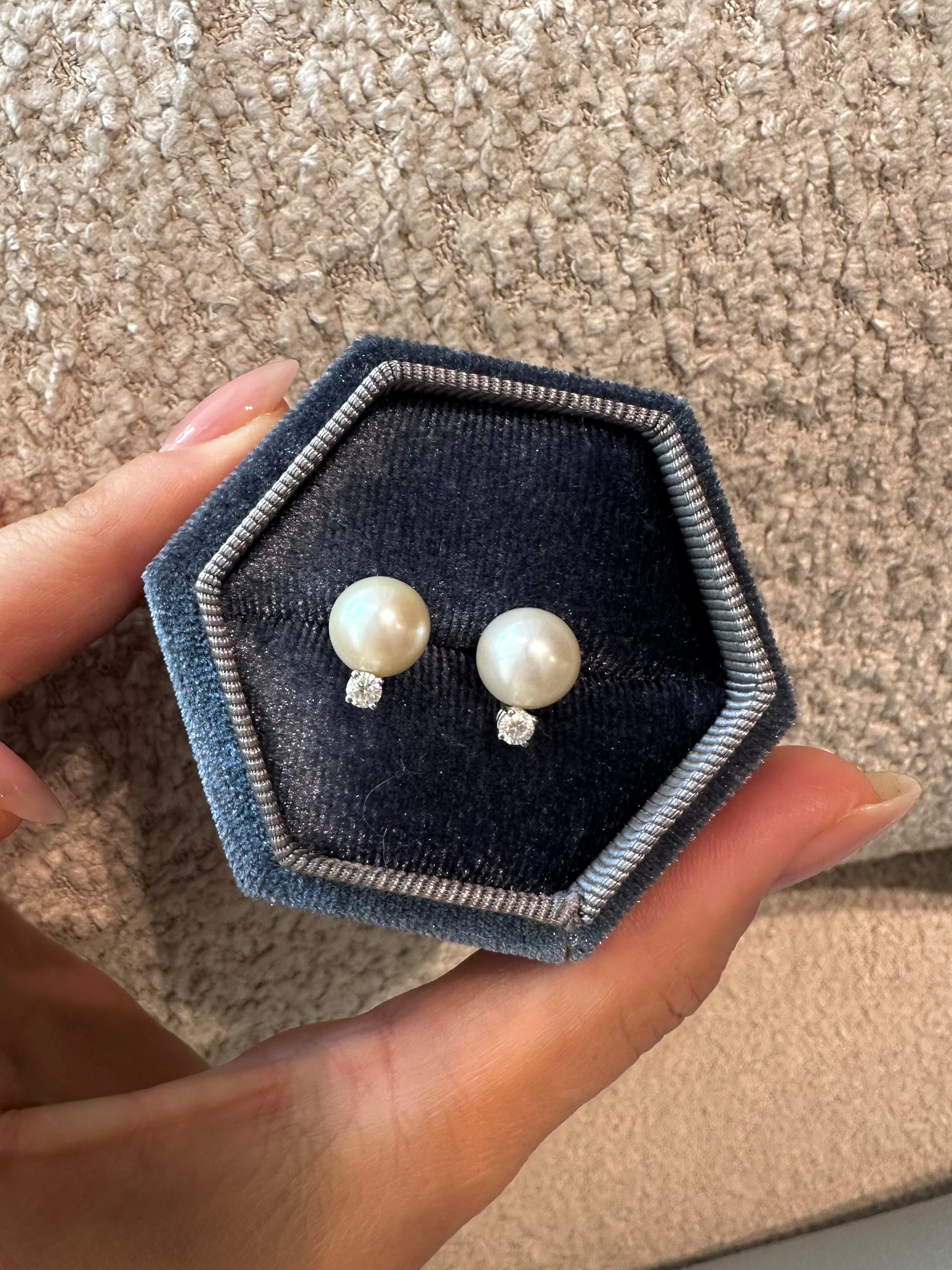 Pearl Earring