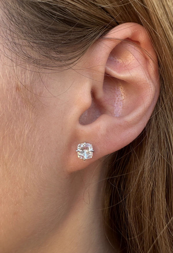 Cushion Studs